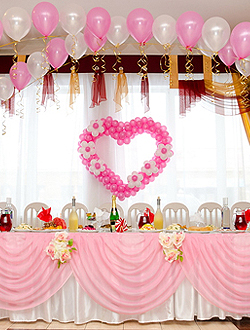 Decorate-with-balloons